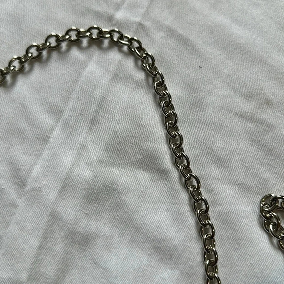 Apt 9 black chain handle crossbody - Picture 4 of 5